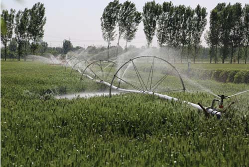 農(nóng)田噴灌設(shè)備